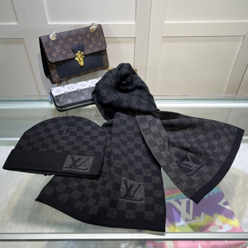 Louis Vuitton Caps Scarfs